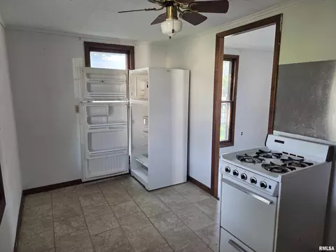 Other - 1025 E Oak St, Macomb, IL 61455 photo 3 of 3