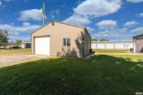 Other - 909 Lincoln St, Eldorado, IL 62930 photo 9 of 19