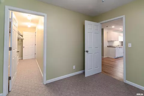 Bedroom - 909 Lincoln St, Eldorado, IL 62930 photo 1 of 4
