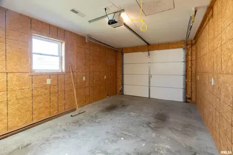 Other - 909 Lincoln St, Eldorado, IL 62930 photo 11 of 19