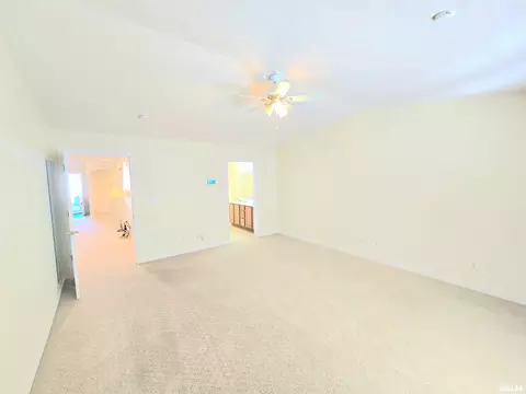 Bedroom - 607 Lake Harbor Dr, Marion, IL 62959 photo 1 of 3