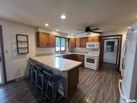 Kitchen - 315 E Grant St, Macomb, IL 61455 photo 1 of 3