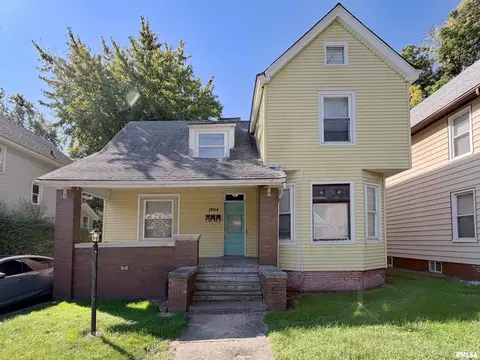1804 W Fredonia Ave, Peoria, IL 61606