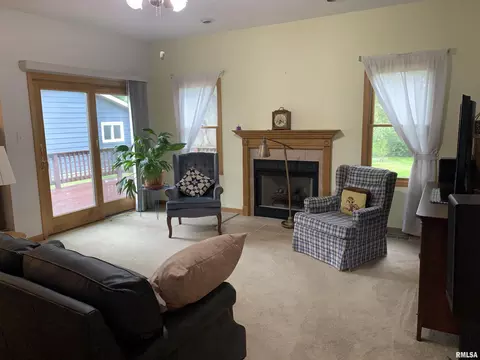 Living - 1111 3rd St, Lacon, IL 61540 photo 1 of 2