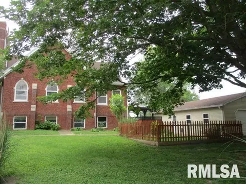 Exterior - 413 Logan St, Emden, IL 62635 photo 7 of 10