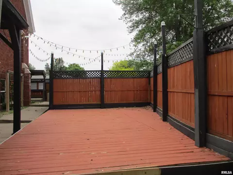 Exterior - 413 Logan St, Emden, IL 62635 photo 2 of 10