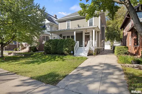 1019 N Maplewood Ave, Peoria, IL 61606