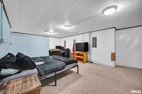 Bedroom - 112 Jay Ave, Morton, IL 61550 photo 5 of 7