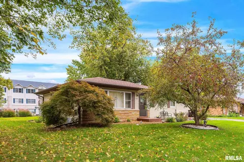Exterior - 112 Jay Ave, Morton, IL 61550 photo 3 of 6