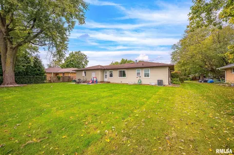Exterior - 112 Jay Ave, Morton, IL 61550 photo 6 of 6