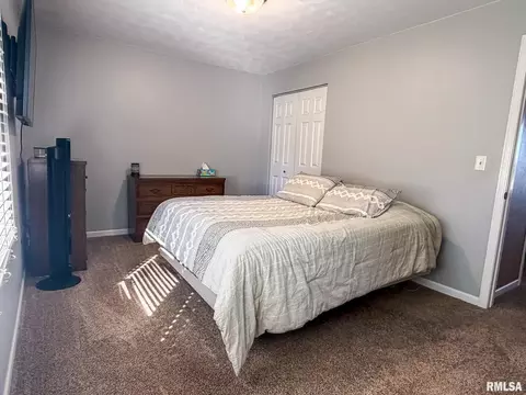 Bedroom - 2106 S Main St, Eureka, IL 61530 photo 1 of 6