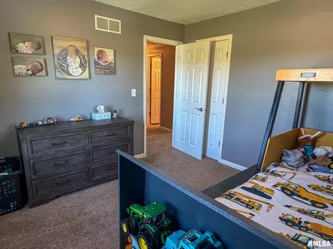 Bedroom - 2106 S Main St, Eureka, IL 61530 photo 5 of 6