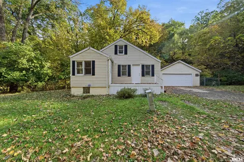 801 Fahey Hollow Rd, East Peoria, IL 61611
