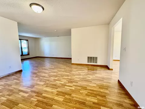 Living - 234 Scotch Pine Dr, Macomb, IL 61455 photo 1 of 5