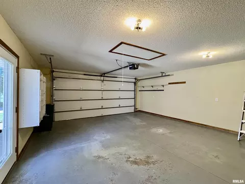 Other - 234 Scotch Pine Dr, Macomb, IL 61455 photo 11 of 12