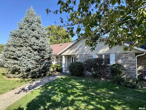 Exterior - 234 Scotch Pine Dr, Macomb, IL 61455 photo 7 of 7