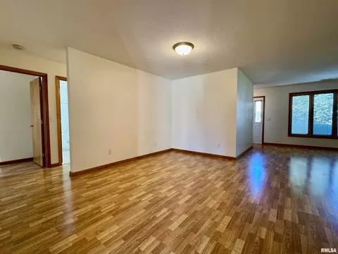 Living - 234 Scotch Pine Dr, Macomb, IL 61455 photo 5 of 5