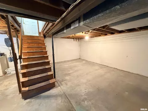 Other - 107 Williams St, Anna, IL 62906 photo 2 of 6