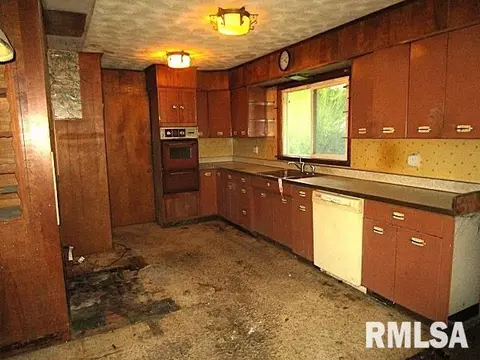 Kitchen - 1506 S Low St, Bloomington, IL 61701 photo 1 of 1