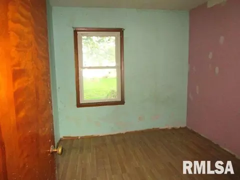Bedroom - 1506 S Low St, Bloomington, IL 61701 photo 3 of 3