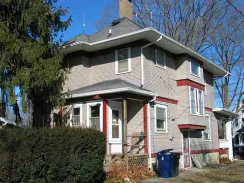 309 E 4th St, Tipton, IA 52772 photo 3