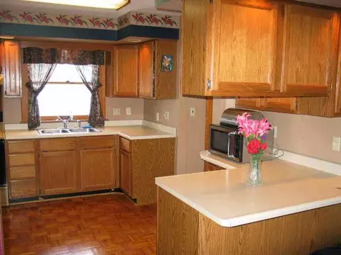 309 E 4th St, Tipton, IA 52772 photo 6