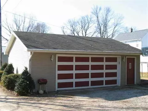 309 E 4th St, Tipton, IA 52772 photo 23