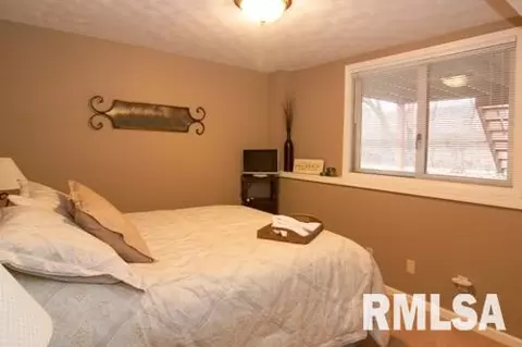 1645 53rd St, Moline, IL 61265 photo 17