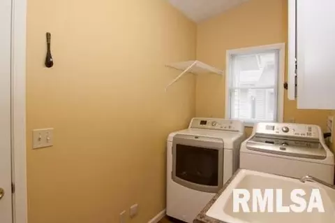 1645 53rd St, Moline, IL 61265 photo 10