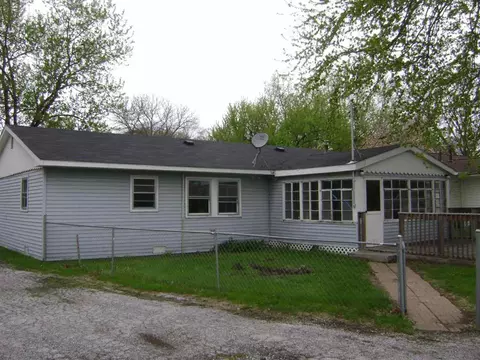 3914 15th Street B, Moline, IL 61265 photo 3