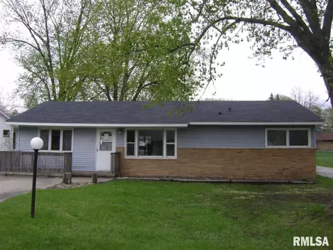 3914 15th Street B, Moline, IL 61265 photo 1