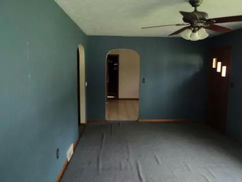 309 311 W Main St, Atkinson, IL 61235 photo 5