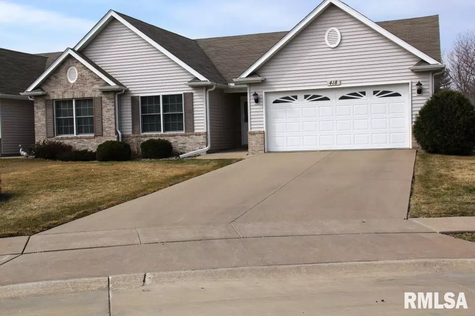  418 Celeste Cir, Blue Grass, IA 52726 photo 1