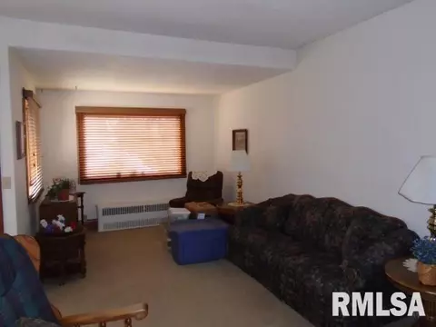 320 Willow St, Bennett, IA 52721 photo 11