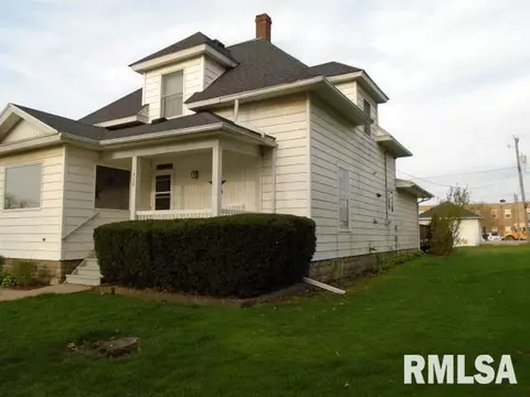 320 Willow St, Bennett, IA 52721 photo 2