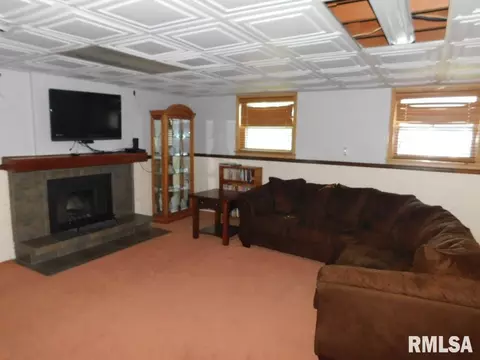532 E 6th St, Tipton, IA 52772 photo 22