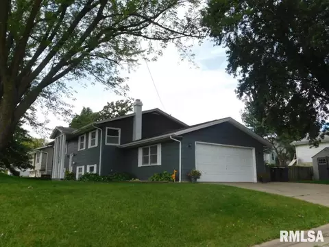 532 E 6th St, Tipton, IA 52772 photo 3