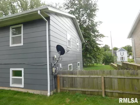532 E 6th St, Tipton, IA 52772 photo 9