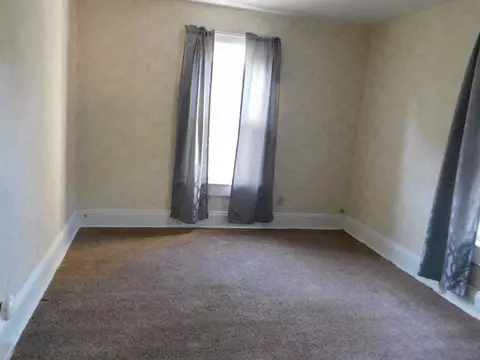 320 E 4th St, Tipton, IA 52772 photo 18