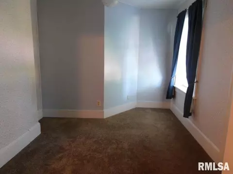 320 E 4th St, Tipton, IA 52772 photo 13