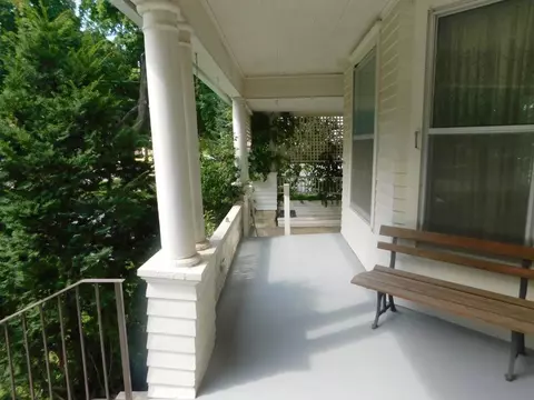 552 E 4th St, Tipton, IA 52772 photo 7