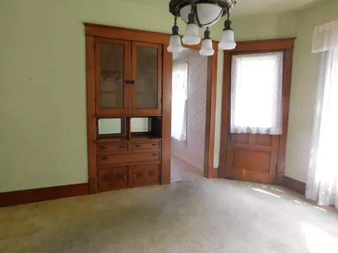 552 E 4th St, Tipton, IA 52772 photo 8