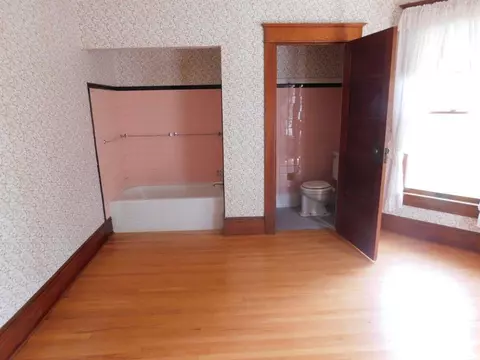 552 E 4th St, Tipton, IA 52772 photo 23