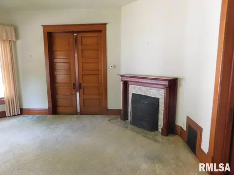 552 E 4th St, Tipton, IA 52772 photo 15