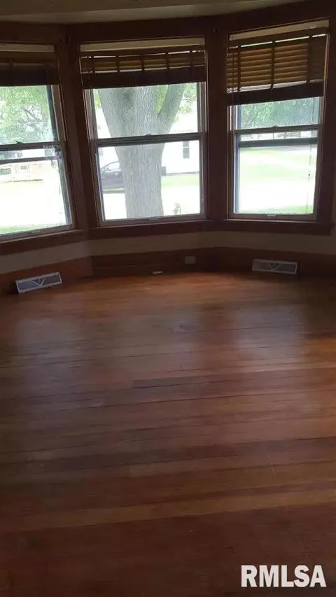 800 15th Ave, Fulton, IL 61252 photo 4