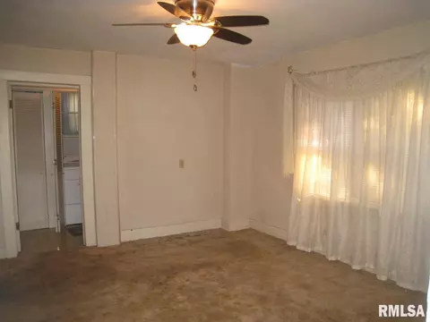 922 4th Ave, Moline, IL 61265 photo 3