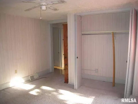 922 4th Ave, Moline, IL 61265 photo 17