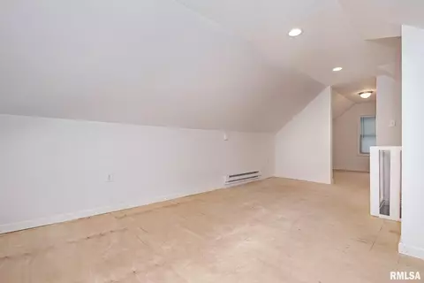 2417 31st St, Moline, IL 61265 photo 27
