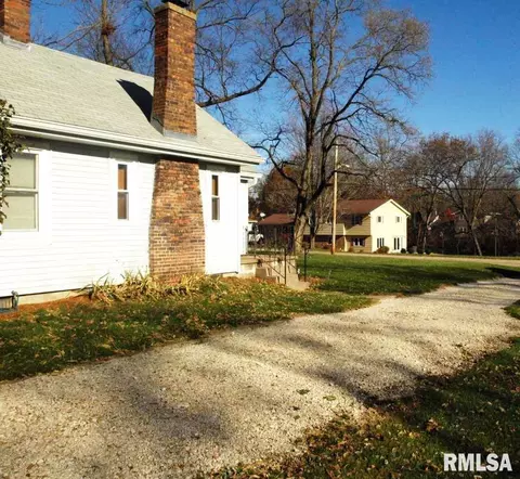 3403 39th St, Moline, IL 61265 photo 3