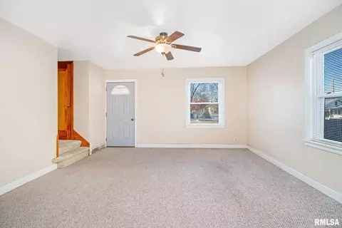 428 52nd St, Moline, IL 61265 photo 6